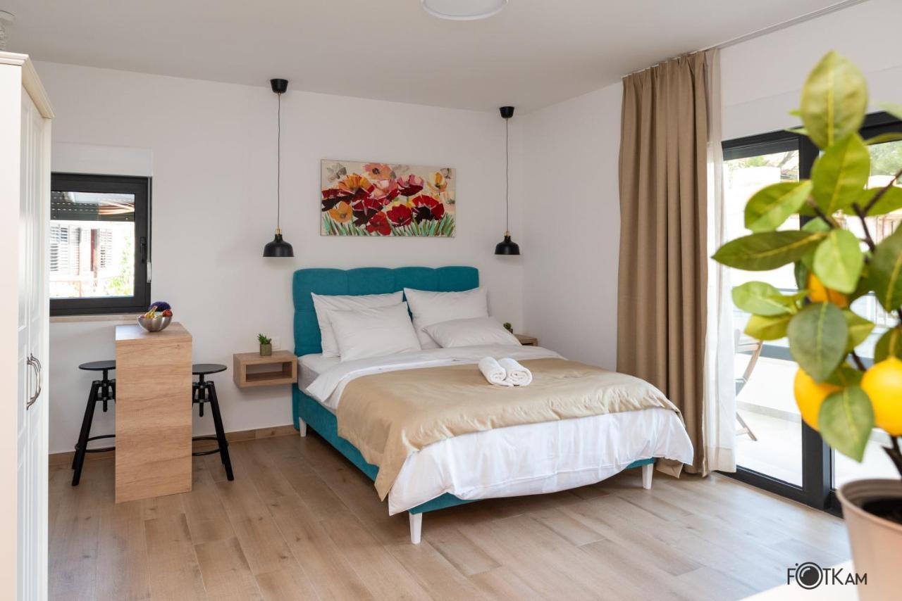 Libar Studio Apartments Baška Voda Exteriér fotografie