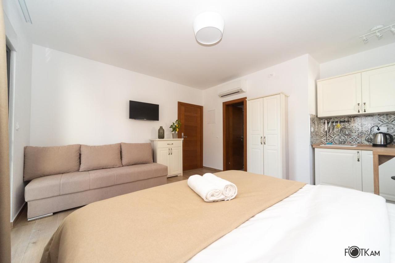 Libar Studio Apartments Baška Voda Exteriér fotografie