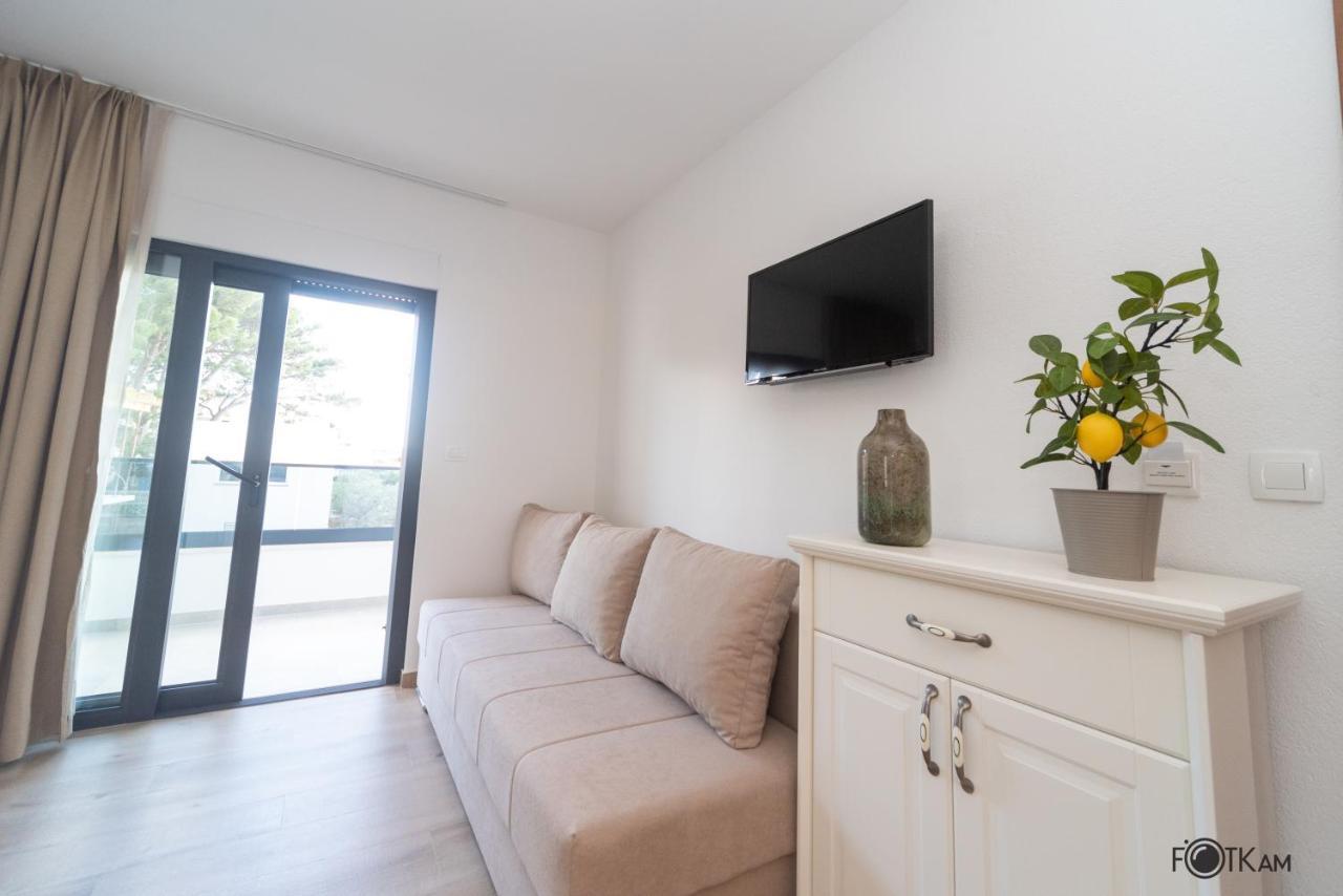 Libar Studio Apartments Baška Voda Exteriér fotografie