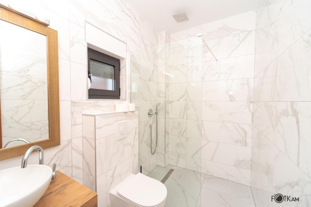 Libar Studio Apartments Baška Voda Exteriér fotografie