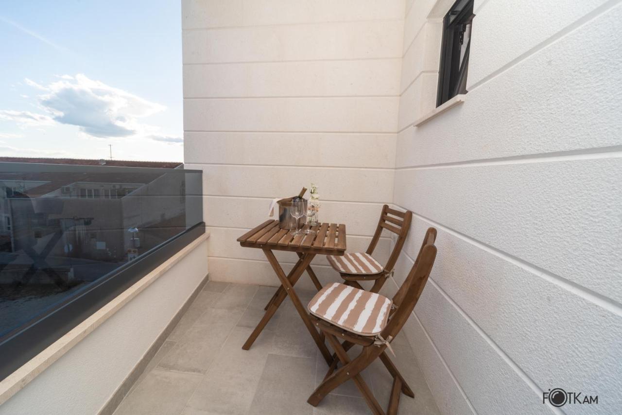 Libar Studio Apartments Baška Voda Exteriér fotografie