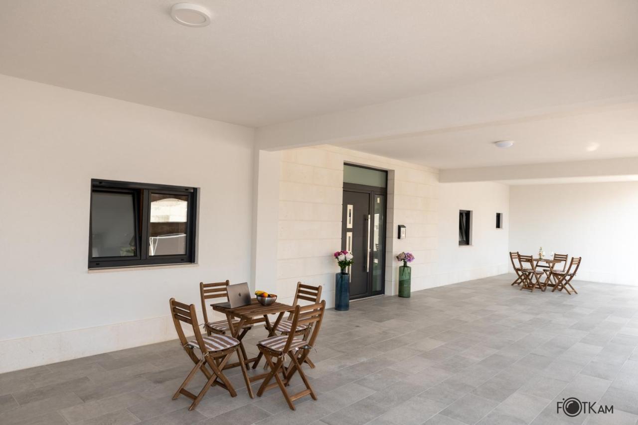 Libar Studio Apartments Baška Voda Exteriér fotografie
